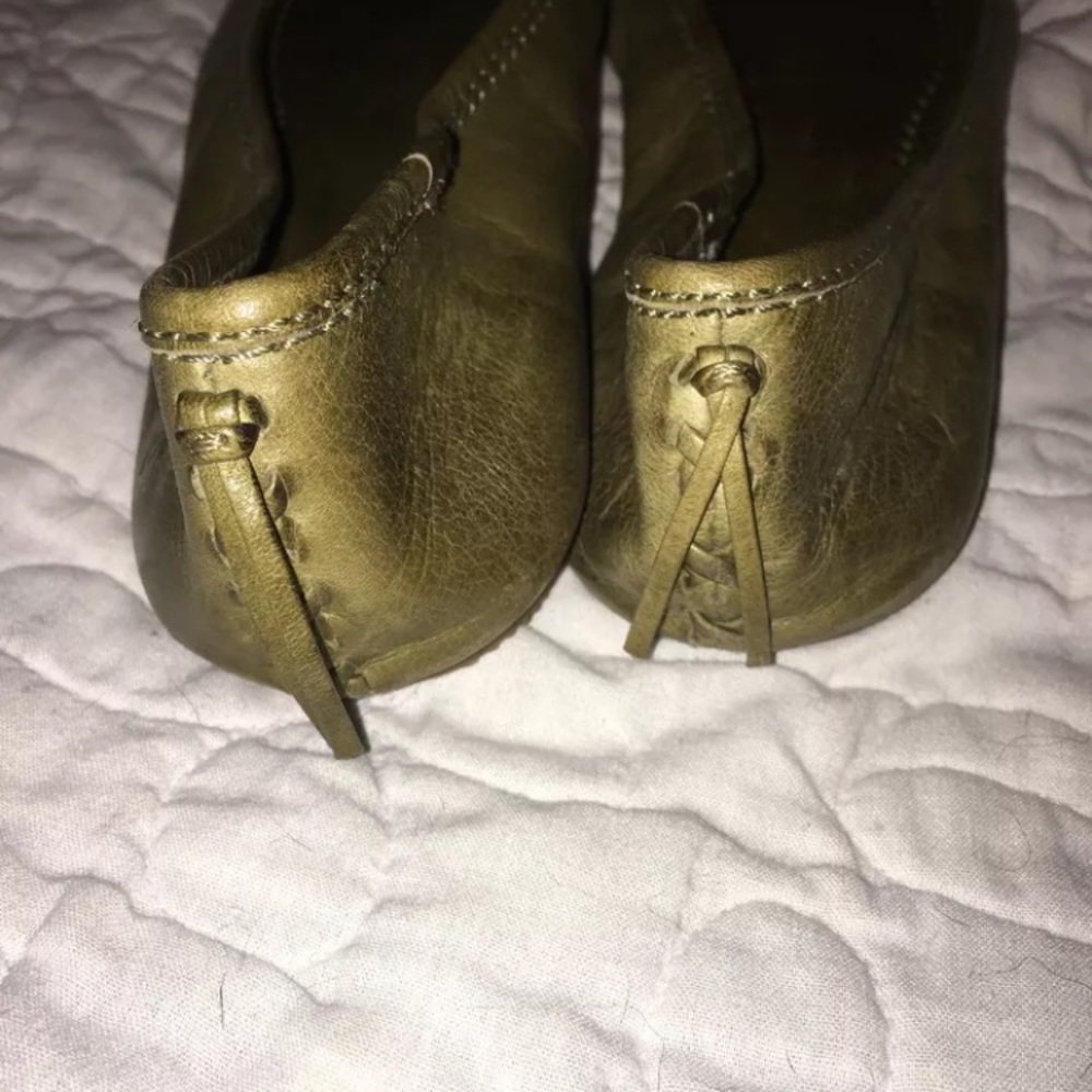 Frye Ballet Flats, natural distressed, Olive sz. 9